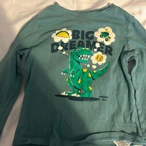 size 4t old navy dinosaur shirt, only worn a few times! open to offers :)